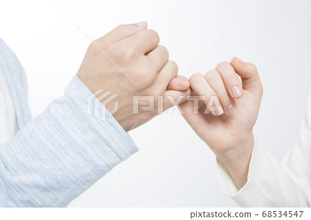 Men and women wearing fingers 68534547