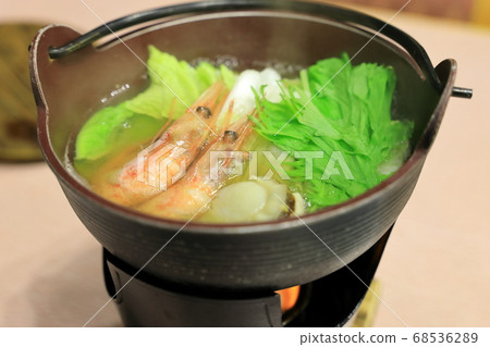 Delicious Sado Nanban shrimp hotpot 68536289