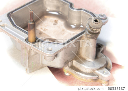 Carburetor cab cleaning acceleration pump 68538187