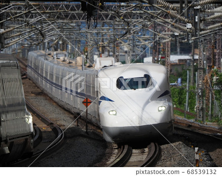 米原站新幹線N700S J2編隊 68539132
