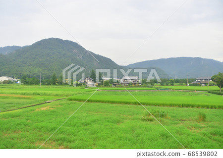 從岡山站到相生站的山陽本線窗口的風景 從岡山站到相生站的山陽本線窗口的風景 68539802