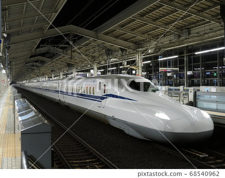 Shinkansen N700S J2 formation at Kyoto station 68540962