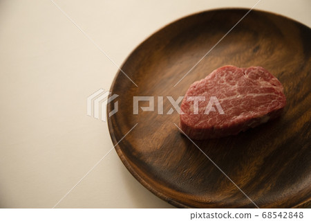 相思板生牛肉牛排 相思板生牛肉牛排 68542848