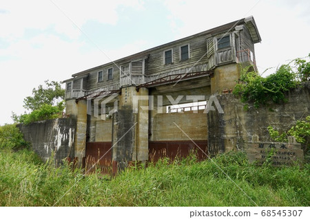 Iwahogi Sluice (old) 68545307