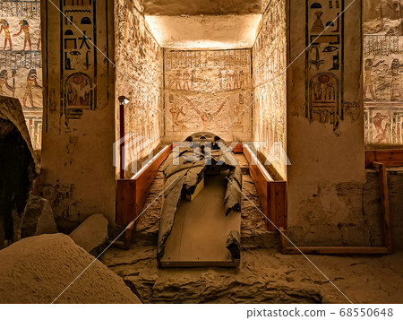 KV9, Kings' Valley No. 9, Tomb of Memnon, tomb of 68550648
