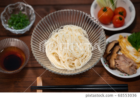 調味品和調味品 68553036