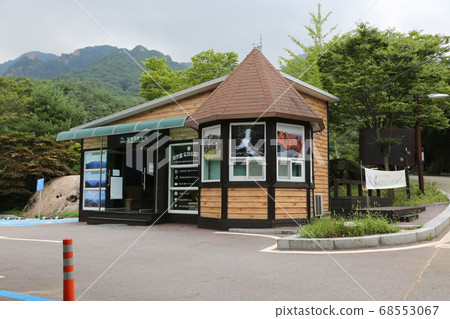 Songnisan，Sangju郡，Maekmun-dong，松樹，Byeongsan Seowon 68553067