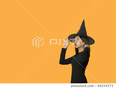 Asian woman wear witch for halloween party Asian woman wear witch for halloween party 68554573