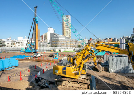 Large-scale construction site foundation work 68554598