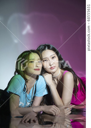 Beauty,fashion,woman Beauty,fashion,woman 68555631
