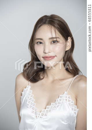 美女,女人,白 美女,女人,白 68555811