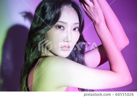 Beauty,fashion,woman 68555826