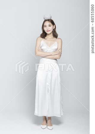 Beauty,wedding,woman 68555860