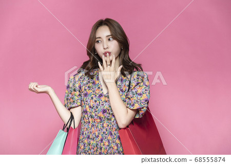 Business,shopping,woman Business,shopping,woman 68555874