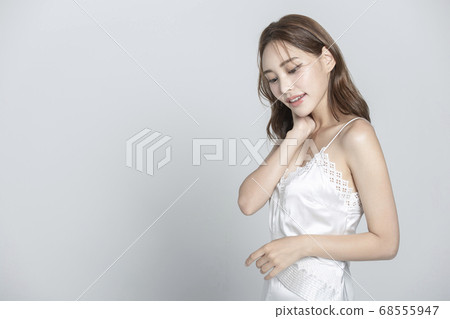 Beauty,woman,white Beauty,woman,white 68555947