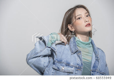 Beauty,fashion,woman 68555949