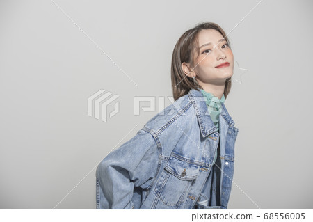 Beauty,fashion,woman 68556005
