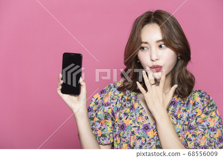 Beauty,pink,woman 68556009