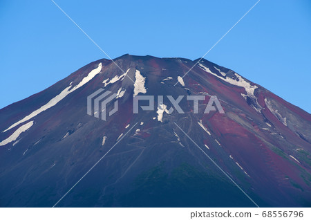 Red Fuji seen by Hokusai Katsushika Red Fuji seen by Hokusai Katsushika 68556796