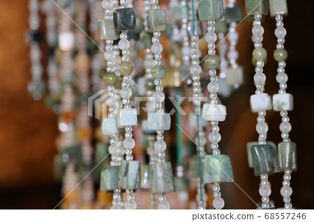 The bead, rounded and square shape with perforated 68557246