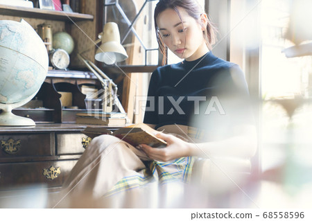 女性肖像時尚形象 68558596