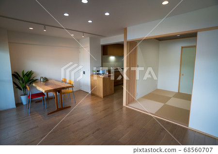 Renovated living room 68560707