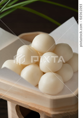 Tsukimi餃子 68561093