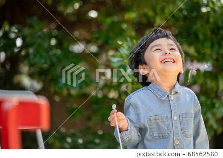 Children lifestyle play Children lifestyle play 68562580