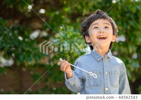 Children lifestyle play Children lifestyle play 68562583