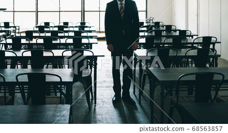 50多歲的研討會地點 68563857