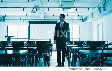 Seminar venue Men in their 50s 68563868