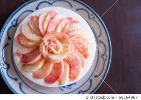 Hida peach rare cheesecake 68564967
