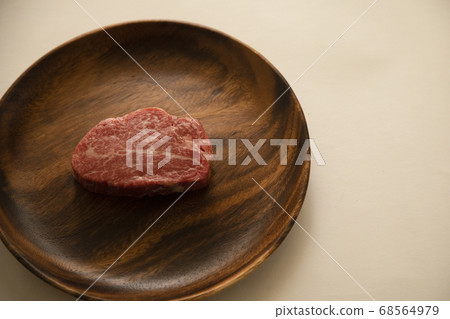 相思板生牛肉牛排 相思板生牛肉牛排 68564979