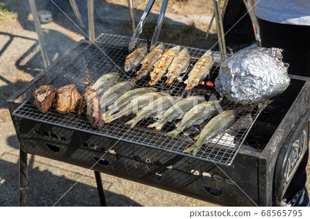 Seafood barbecue pictures Seafood barbecue pictures 68565795