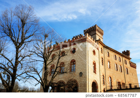 Castle of Barolo (Piedmont, Italy) Castle of Barolo (Piedmont, Italy) 68567787