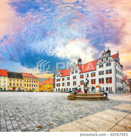 Splendid autumn view of Torgau Rathaus and famous 68567893