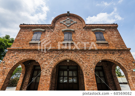 Mitsui Warehouse, built by Mitsui & Co., Ltd. in 1914 for warehouse and transformed into a memory warehouse opened to the public in November 1st, 2018 68569082