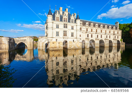 Chateau de Chenonceau castle, France 68569566