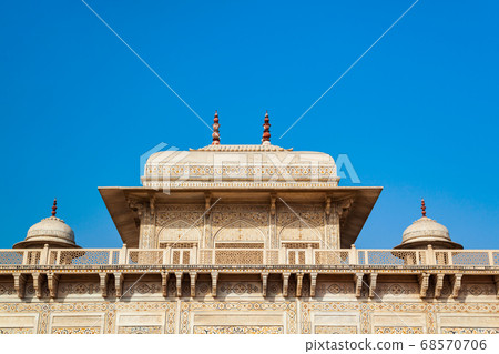 Tomb of Itimad-ud-Daulah in Agra 68570706