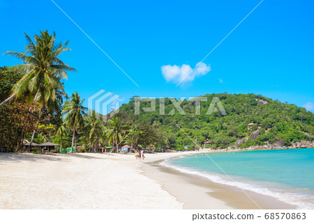 Clear water beach in Thailand Clear water beach in Thailand 68570863
