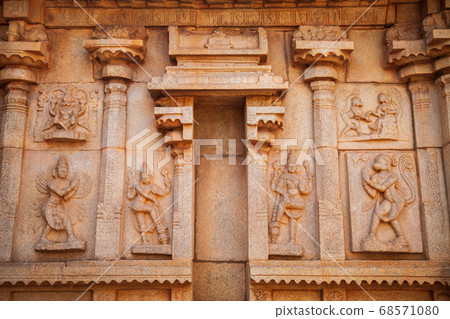 Hampi Vijayanagara Empire monuments, India Hampi Vijayanagara Empire monuments, India 68571080