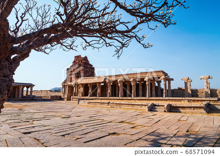 Hampi Vijayanagara Empire monuments, India Hampi Vijayanagara Empire monuments, India 68571094