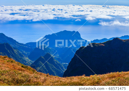 Pico Arieiro to Pico Ruivo landscape Pico Arieiro to Pico Ruivo landscape 68571475