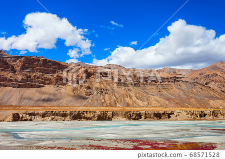 Manali to Leh mountain landscape, Himalayas Manali to Leh mountain landscape, Himalayas 68571528