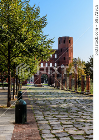 Turin, Palatina Gate 68572918