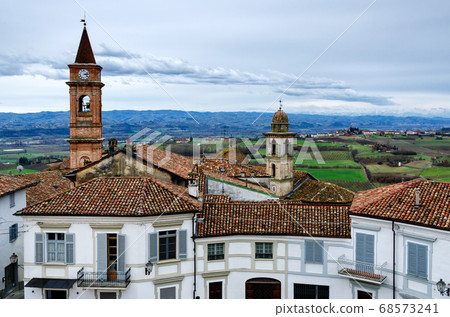 Govone and the hills of Roero (Piedmont, Italy) Govone and the hills of Roero (Piedmont, Italy) 68573241