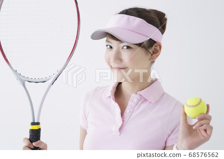 Tennis player 68576562