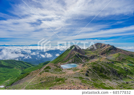 [Ishikawa] Climbing Hakusan in summer 68577832