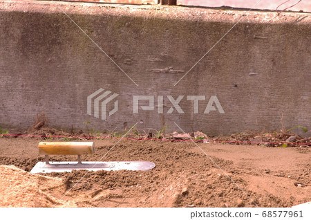 Tiled work scene 68577961