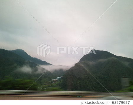 山，日落，雲，雲海 68579627